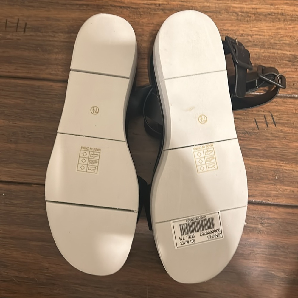 NIB - ShuShop Jennifer Black sandals Size 7 1/2 - Picture 4 of 4